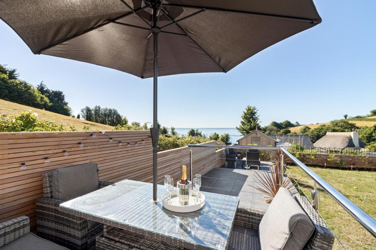 Stunning Coastal Apartment In Maidencombe With Sea Views & Garden Stokeinteignhead Exteriör bild